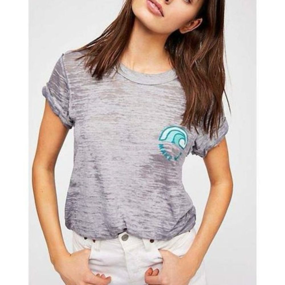 We The Free Gray Short Sleeve Tee with Make Waves Graphic